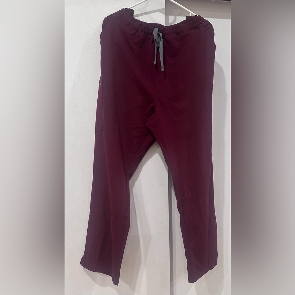 Figs maroon yola xxl
